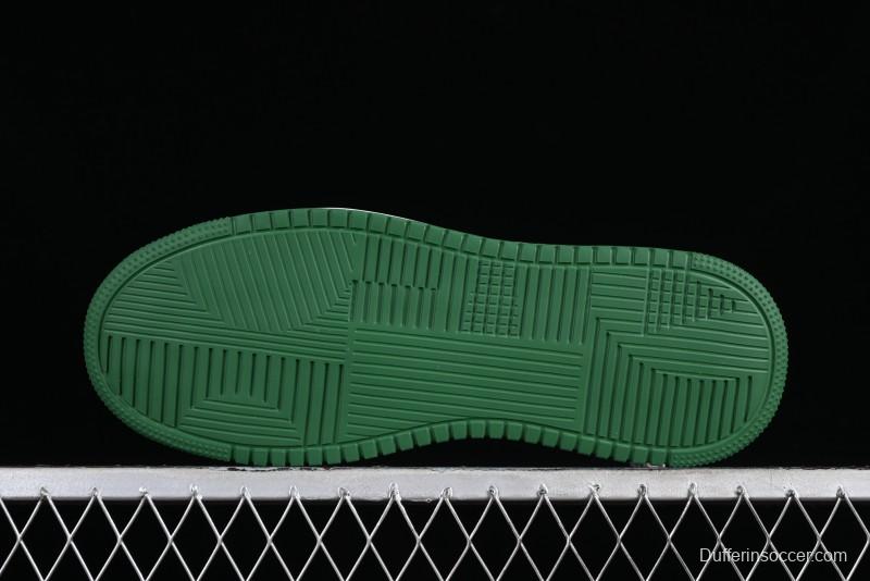 Gucci Chunky B Screener GG Casual Sneakers in Beige and Ebony GG Canvas with Leather Trim - 9Y9209666