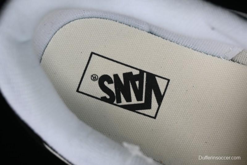 Vans Classics Knu Skool Retro Skate Shoes with Chunky Silhouette - VN0009QCBF2