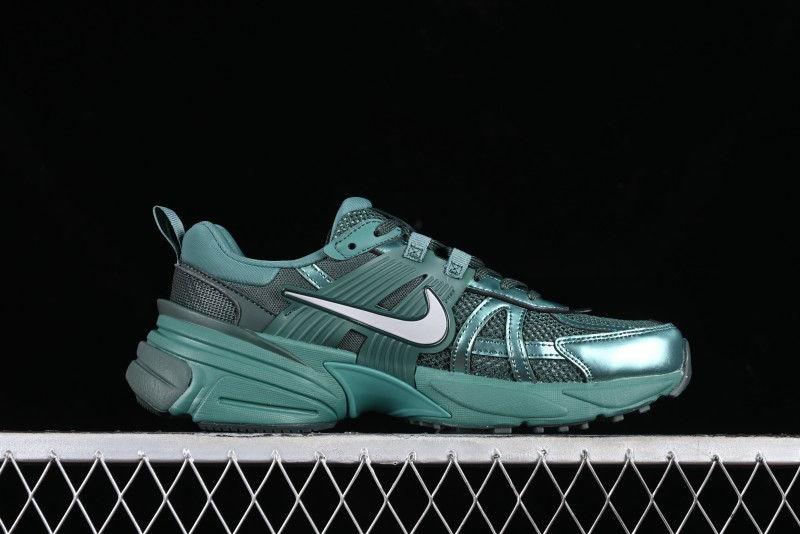 Nike V2K Runtekk 3XL Retro Low-Top Running Shoes with Shock Absorption and Anti-Slip Technology - HF5050-361