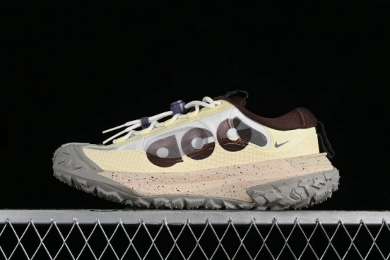 Nike ACG Mountain Fly 2 Low GTX SE Outdoor Hiking Shoes with GORE-TEX and React Foam - FH5700-121