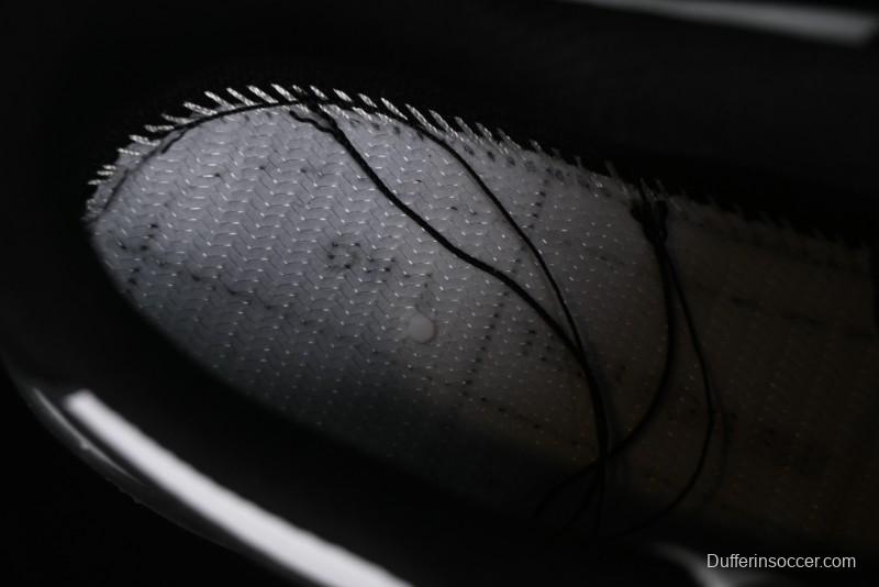 Nike Air Force 1 '07 Low Casual Sneakers with Broken Swoosh Design - HF9096-001