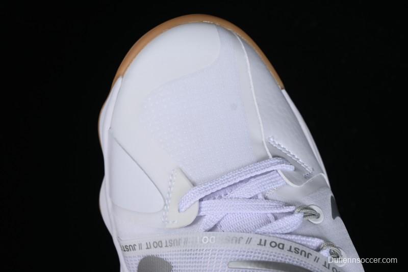 Nike HyperSet Lightweight Low-Top Training Basketball Shoes with React Foam and Flywire - DJ4473-100