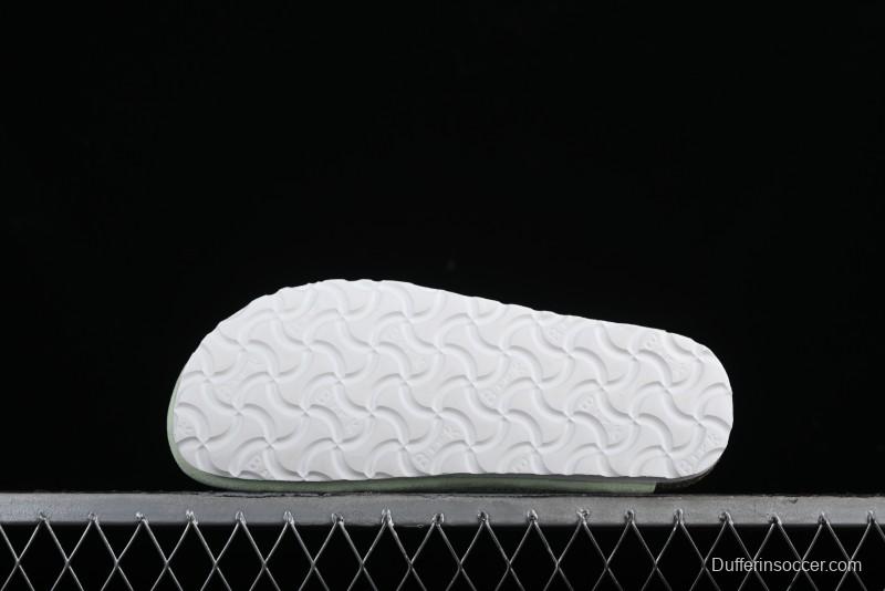 Birkenstock Arizona Soft Footbed Sandals with Suede Leather and Lambswool Lining - G.D4