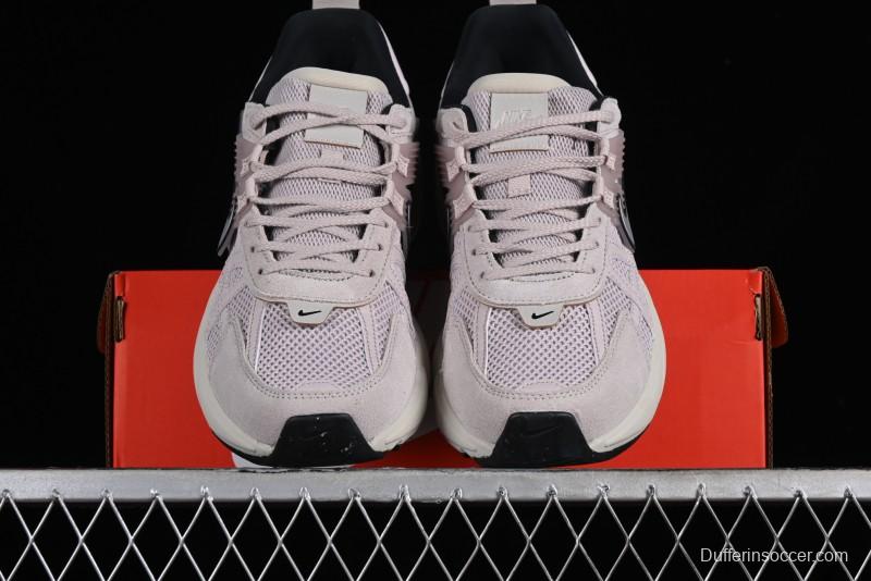 Nike Runtekk Run V2K Low-Top Retro Running Shoes with Cushlon Midsole and Anti-Slip Design - FN6703-001