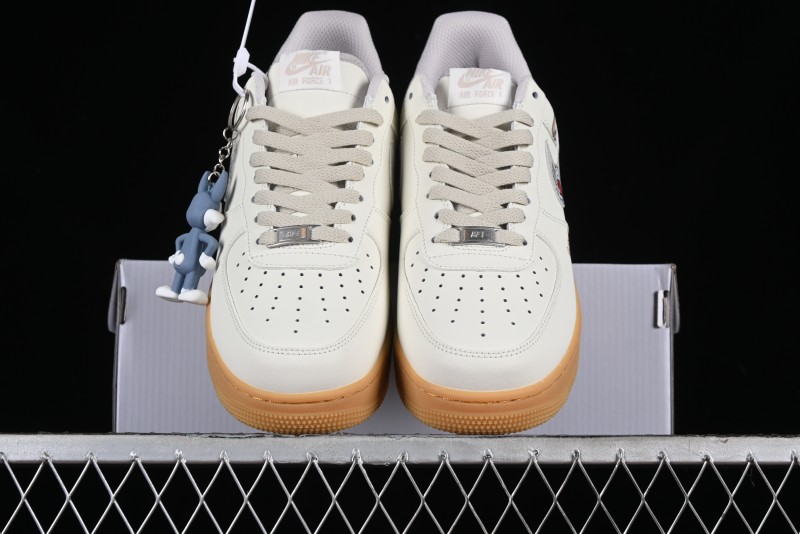 Nike Air Force 1 '07 Low Bugs Bunny Casual Sneakers - XC2351-660