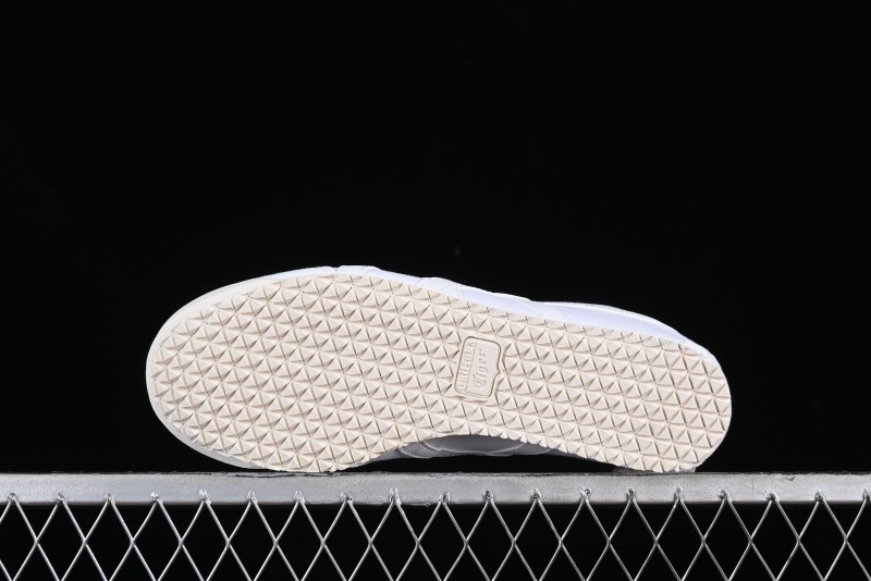 Onitsuka Tiger Mexico 66 Low-Top Canvas Casual Running Shoes - TH528N-0101
