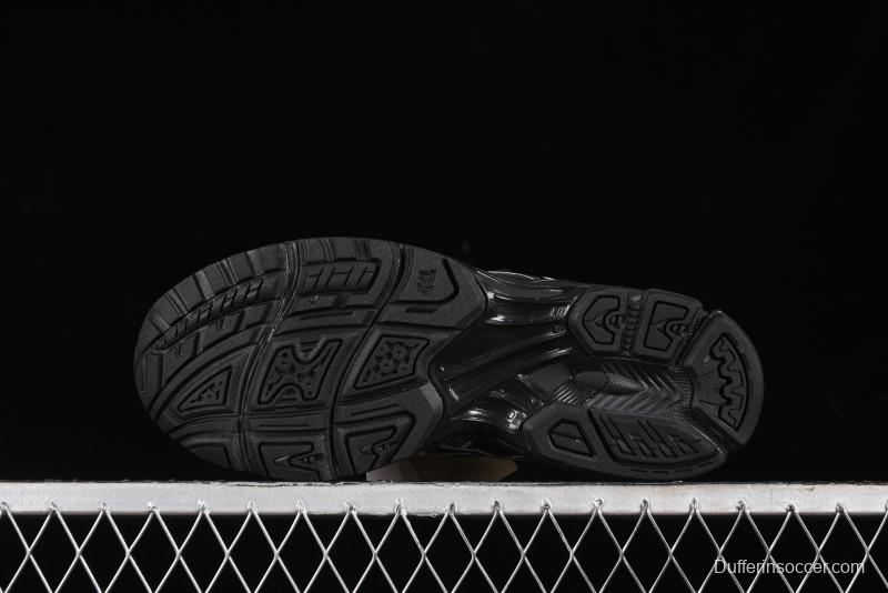 Asics Gel-Kayano 14 Running Shoes with Breathable Design and Professional Cushioning - 1201A019-006