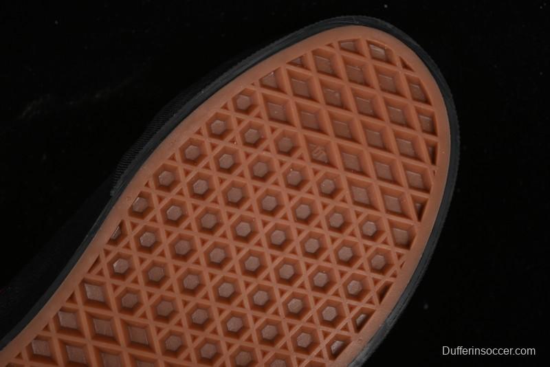 Vans Knu Skool High Street American Retro Canvas Skate Shoes in Black Red - VN0009BCRTU