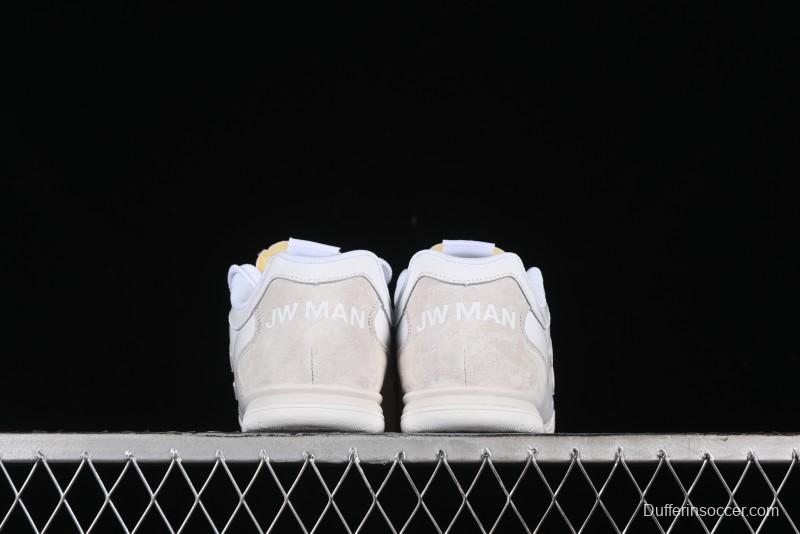 New Balance RC42 Series Retro Football Training Casual Sneakers - URC42JM