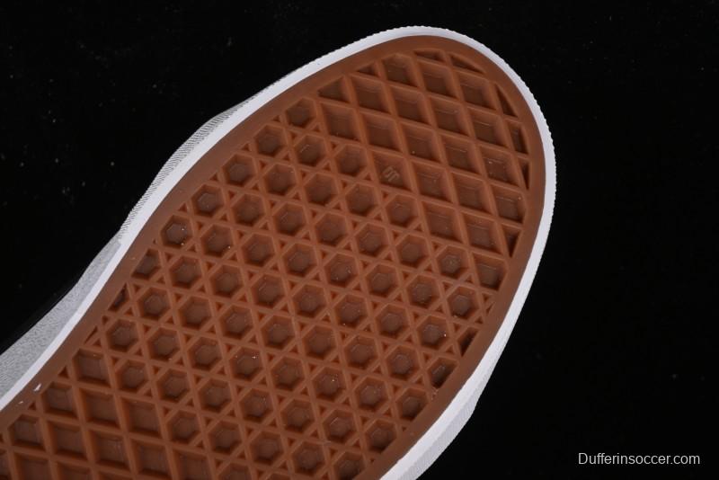 Vans Skate Chukka Low-Top Skate Shoes with Slip-Resistant Sole - VN000CZWBZW