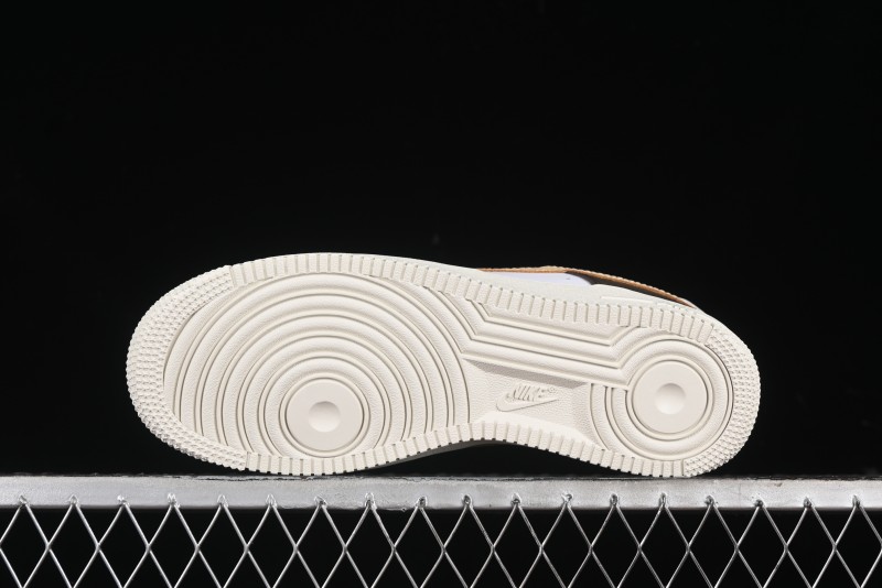 Nike Air Force 1 '07 Low Casual Sneakers with Full-Length Air Cushion - HM9656-001
