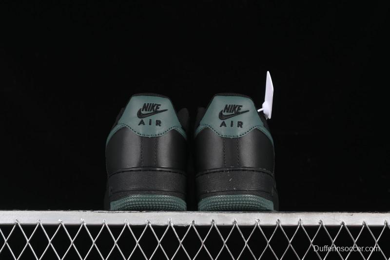 Nike Air Force 1 '07 Low Casual Sneakers with Full-Length Air Cushion - FJ4146-001