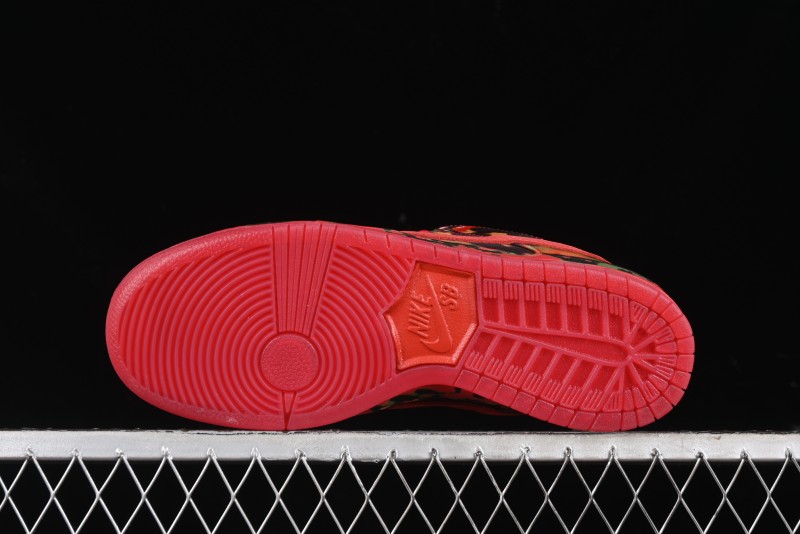 Nike SB Dunk Low The Wizard Of Oz Limited Edition Tear-Away Casual Sneakers - FZ1291-600