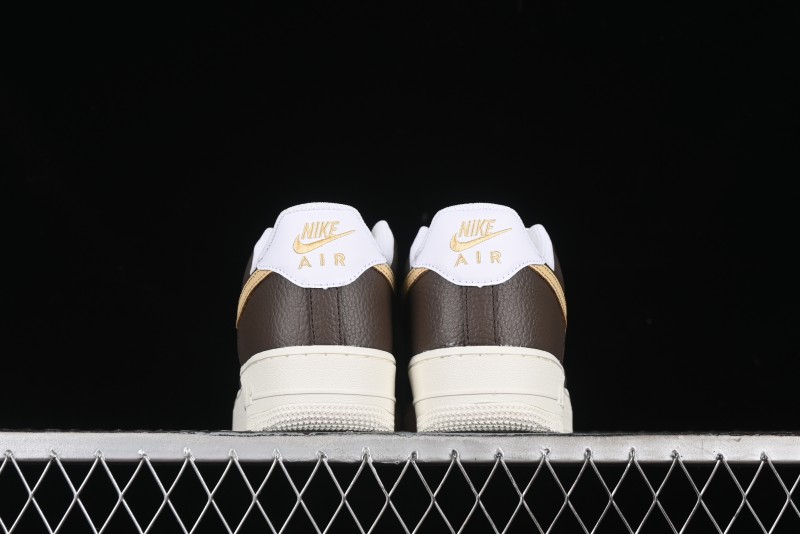 Nike Air Force 1 '07 Low Casual Sneakers with Full-Length Air Cushion - HM9656-001
