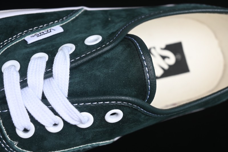 Vans Sk8-Mid Reissue 83 Premium Suede Retro Skate Shoes - VN0007QZPRM