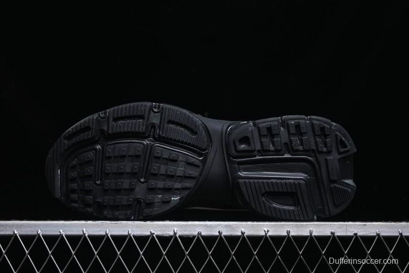 Nike Runtekk V2K Low-Top Retro Running Shoes with Cushlon Foam and Distressed Midsole - HQ1582-001