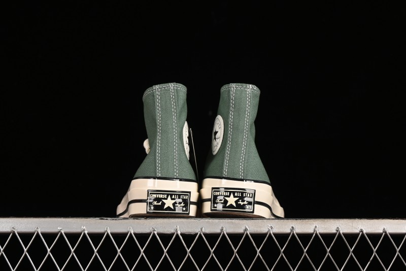 Converse Chuck 1970s High Top Casual Canvas Sneakers in Pine Green - A06521C