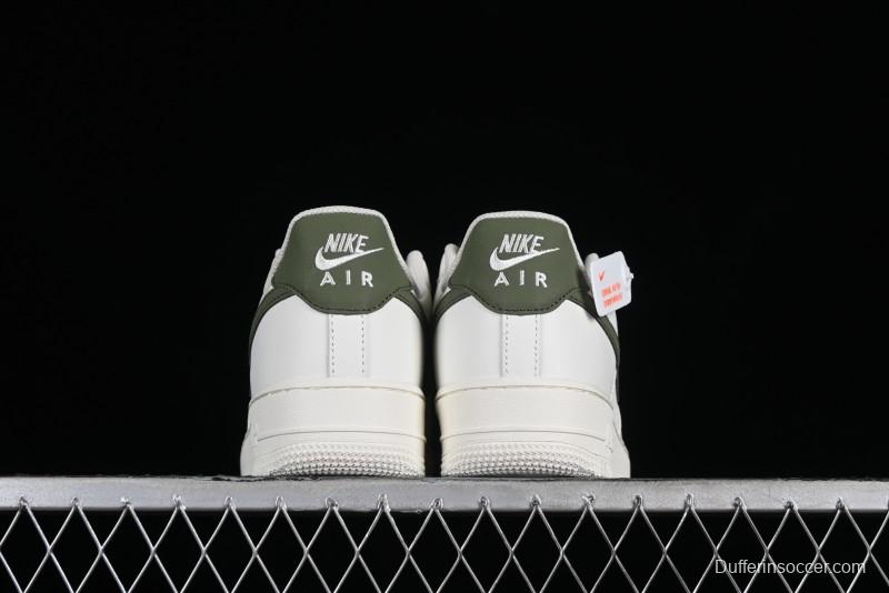 Nike Air Force 1 '07 Low Casual Sneakers in White Green Colorway - CQ5059-110
