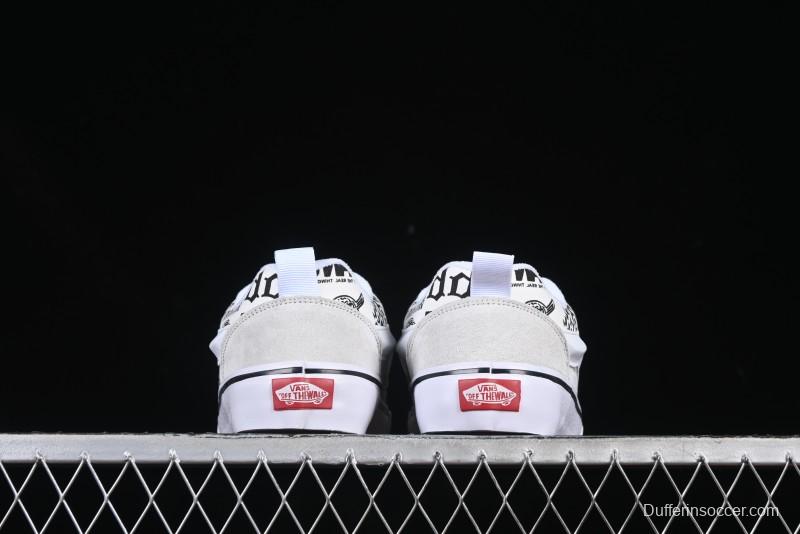 Vans Knu Skool Low-Top Retro Chunky Sneakers with Oversized Logo - VN000CS0239