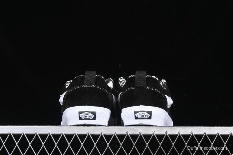 Vans Knu Skool Low Top Retro Casual Vulcanized Sneakers - VN000CS00YK