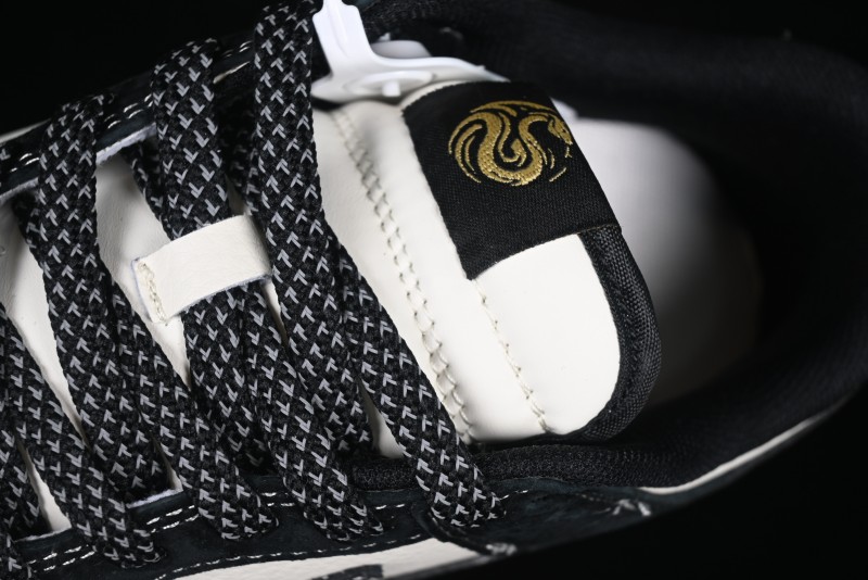 Nike SB Dunk Low The North Face Year of the Snake Black White Black Swoosh Anniversary Custom Low-Top Casual Sneakers - FC1688-210