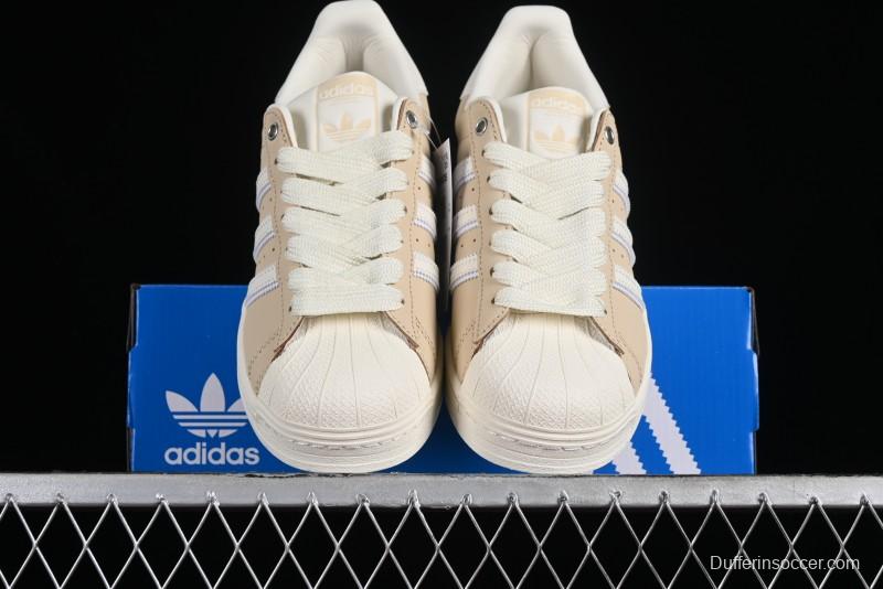 Adidas Originals Superstar Casual Sneakers with Shell Toe Design - IE3039