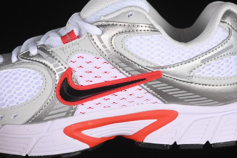 Nike V5 RNR Millennium Classic Retro Running Shoes with Foam Midsole - HQ7901-100