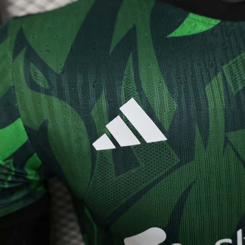 Player Version 25/26 Liverpool Green with Dragon Pattern Jersey