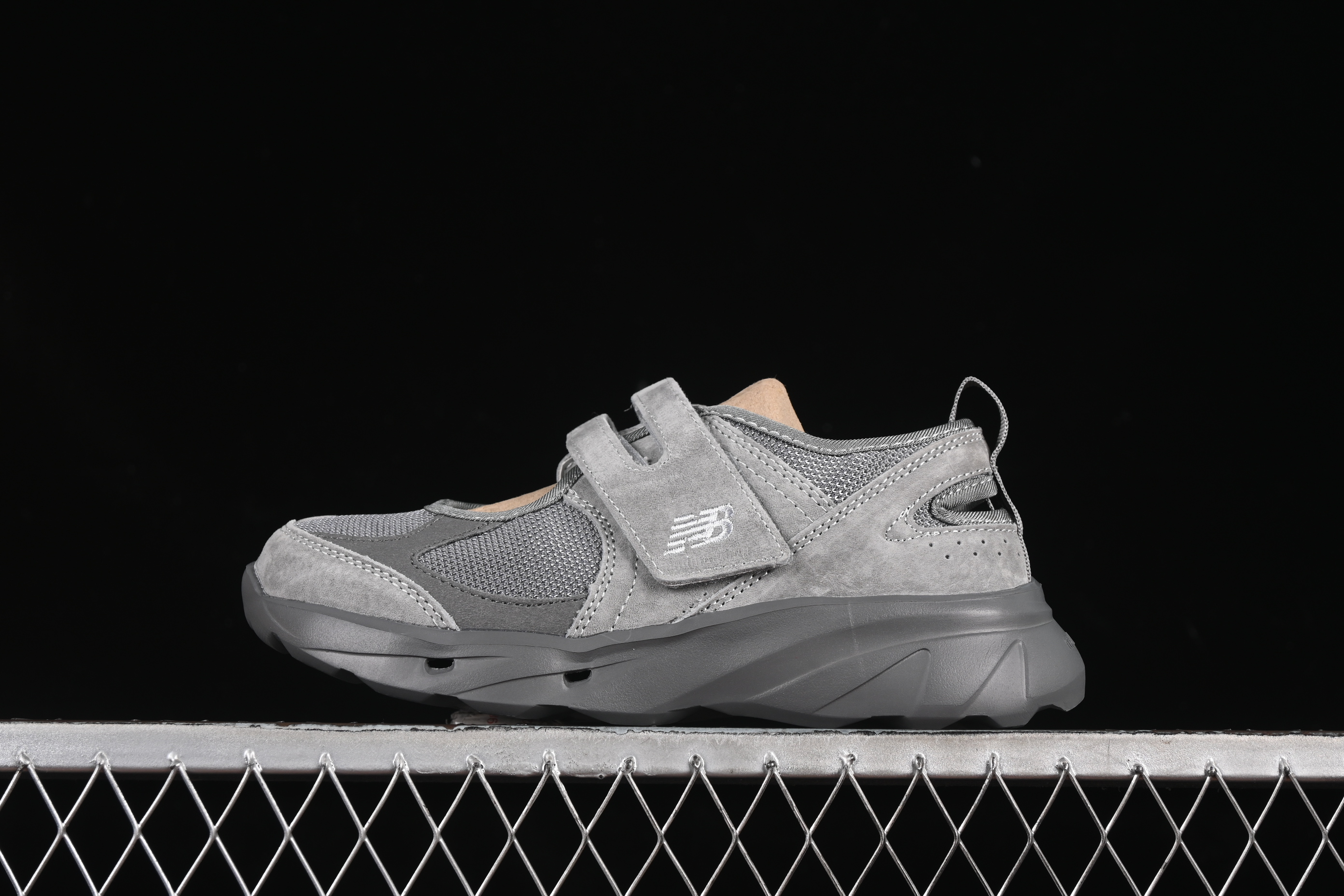 New Balance Breeze Low-Top Breathable Casual Shoes for Summer - SD2203GR
