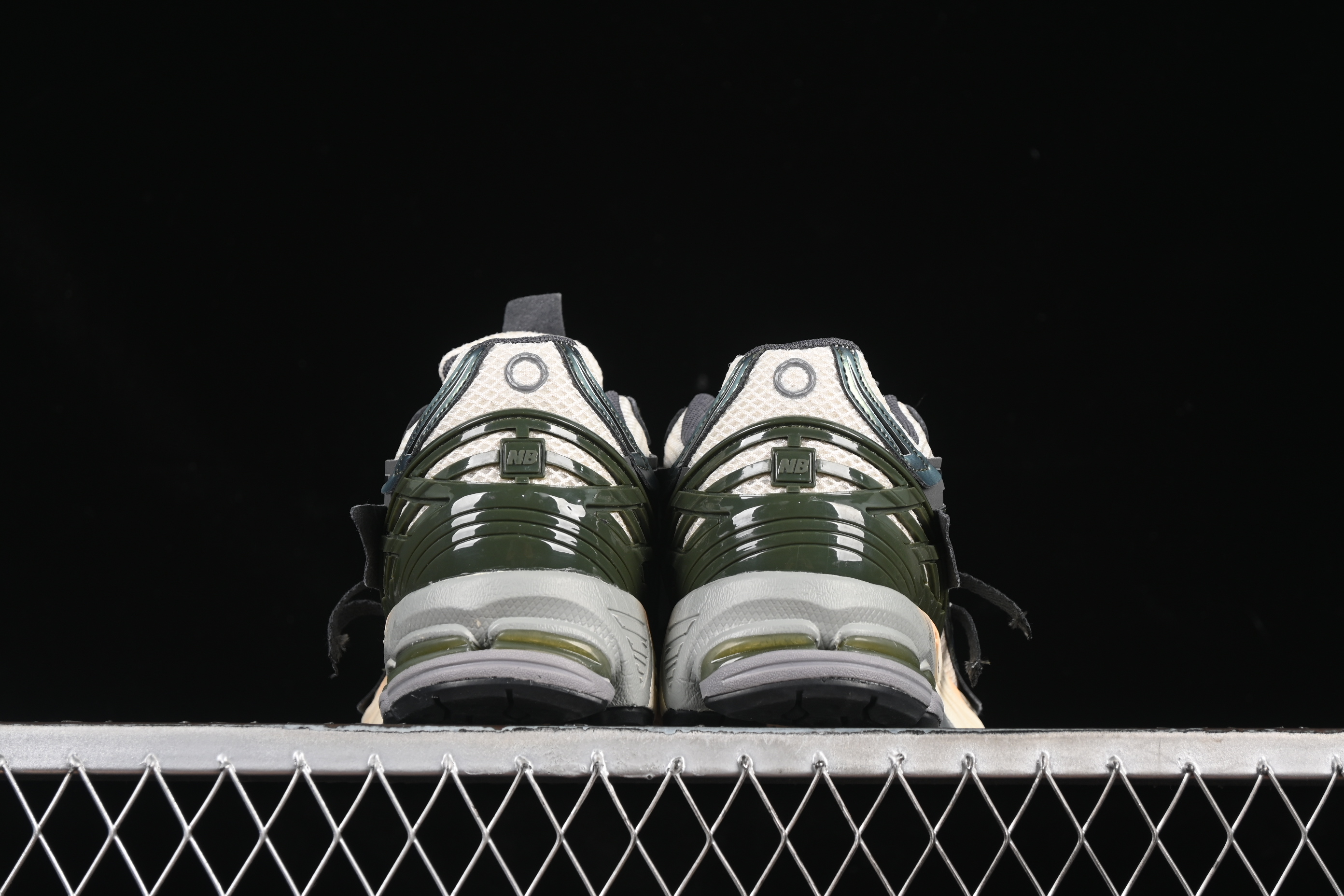New Balance 1906 Series Retro Dad Style Casual Running Shoes - U1906ANC