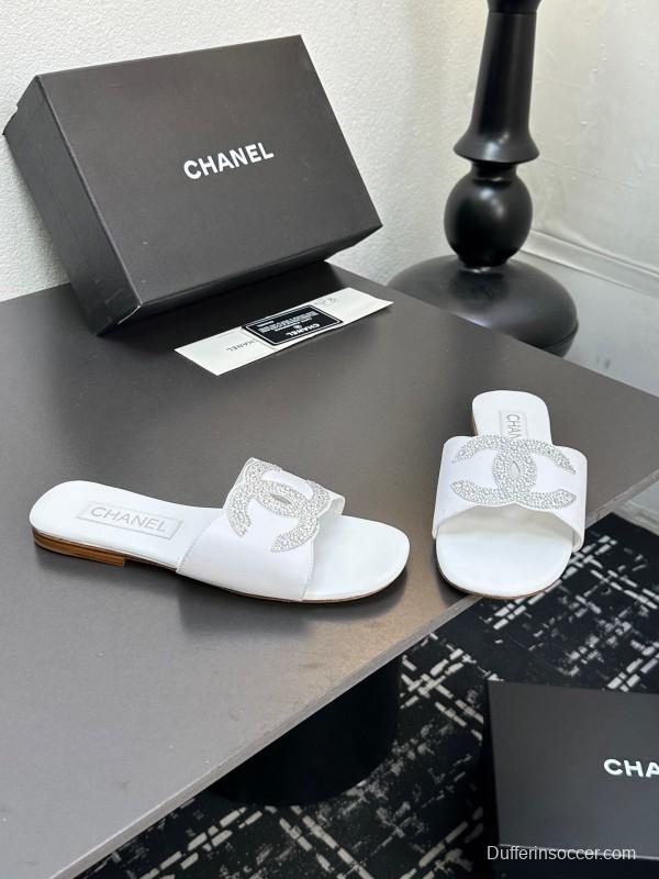 2025 Women Chanel White Leather Slippers