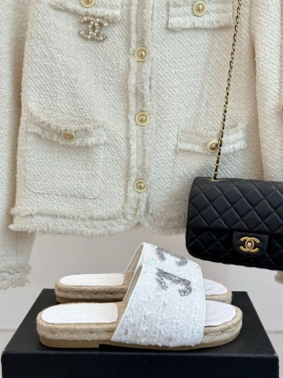 2025/Women Chanel White Lace Espadrille Slide Sandals Handwoven Jute Sole KFY00240(F)