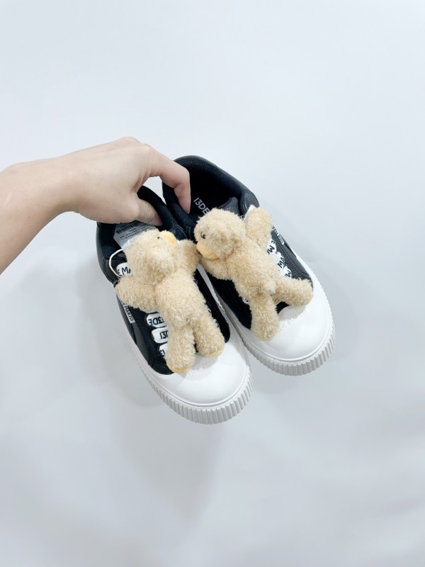 2025 Women 13DE MARZO Black White Leather Casual Sneakers Plush Toy KFY00300