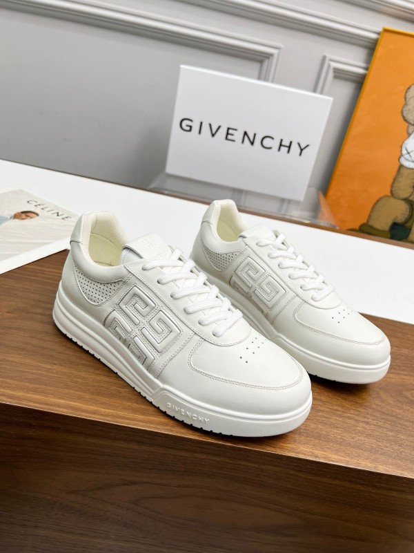 2024 Unisex Givenchy White Silk Calf Leather Patent Leather Sneakers MJ00380
