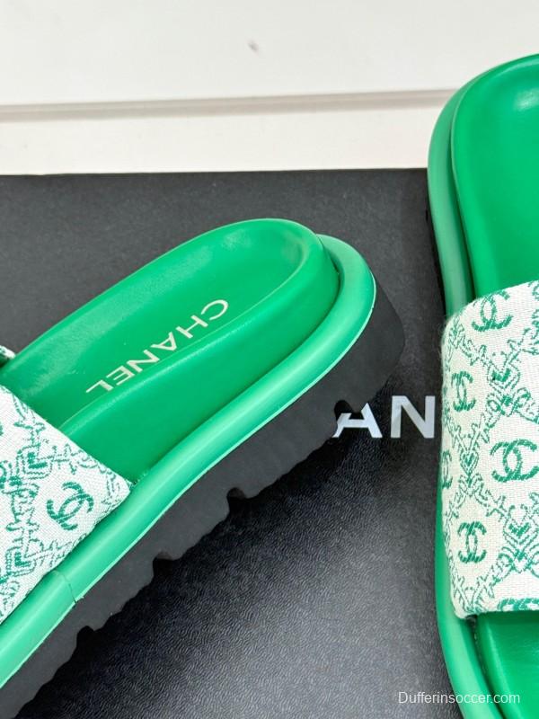 2025 Slippers Chanel Green Nylon Slippers