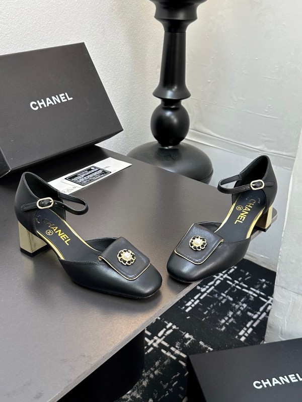 2025 Women CHANEL Black Leather Block Heel Metal Accent LY00360