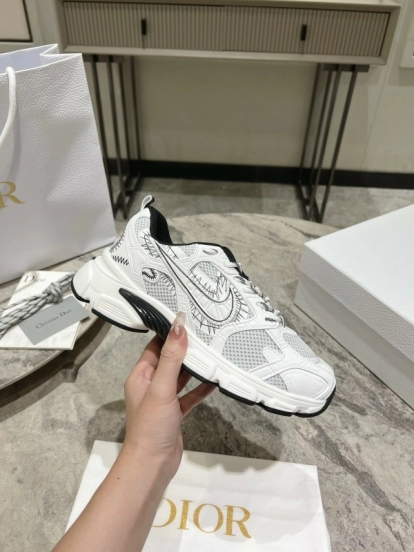 2025 Women Dior White Black Mesh Leather Sneakers KFY00370