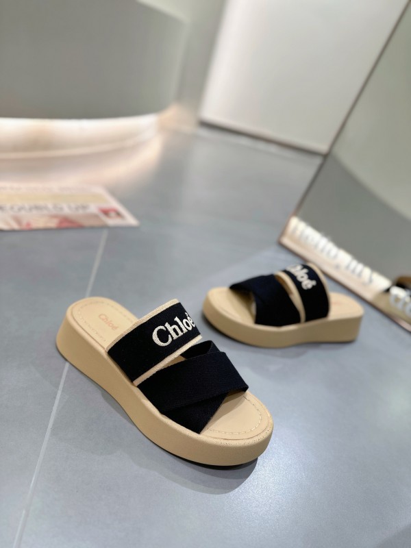 2025 Chloe Black Fabric Slippers LY00240