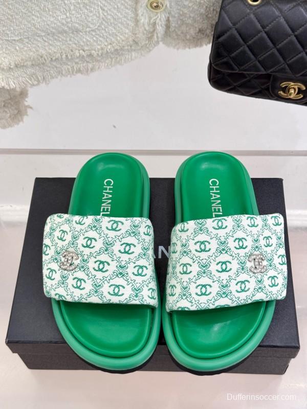 2025 Slippers Chanel Green Nylon Slippers