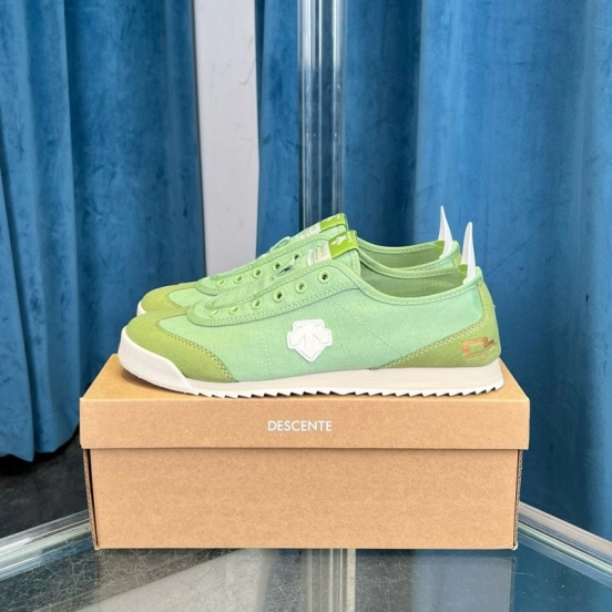 2024 Unisex DESCENTE  green canvas sneakers MJ00280