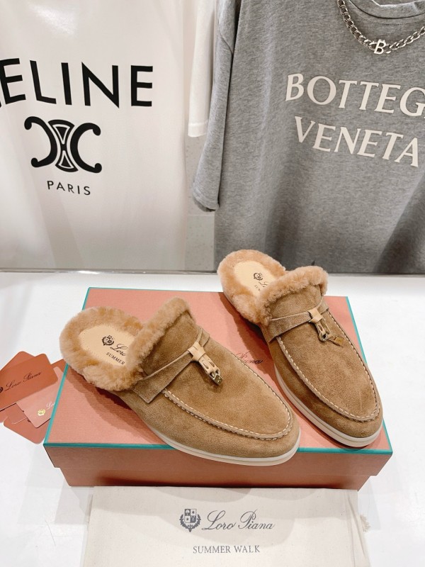 2024 Slippers LP Beige Suede Fur Slip-on
