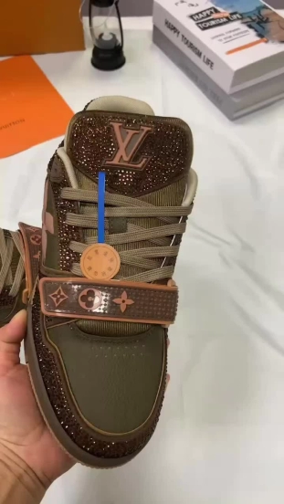 2024 Unisex Louis Vuitton Brown Rhinestone Leather Trainer MJ00420