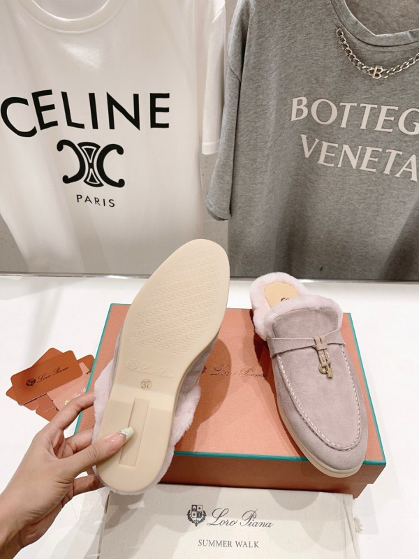 2024 Slippers LP light pink suede shearling slippers MJ00300