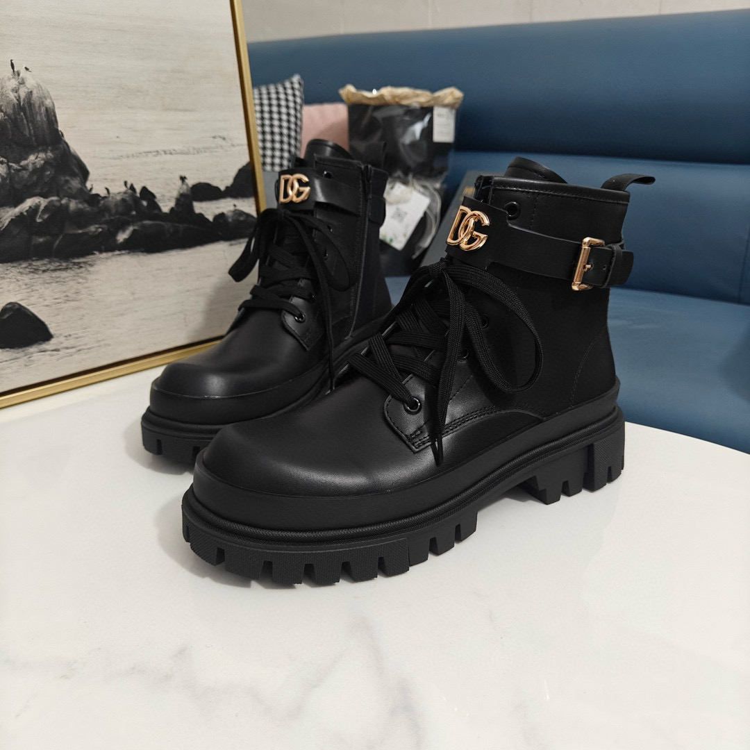 2024 Women Dolce & Gabbana Black Leather Ankle Boots DG00678