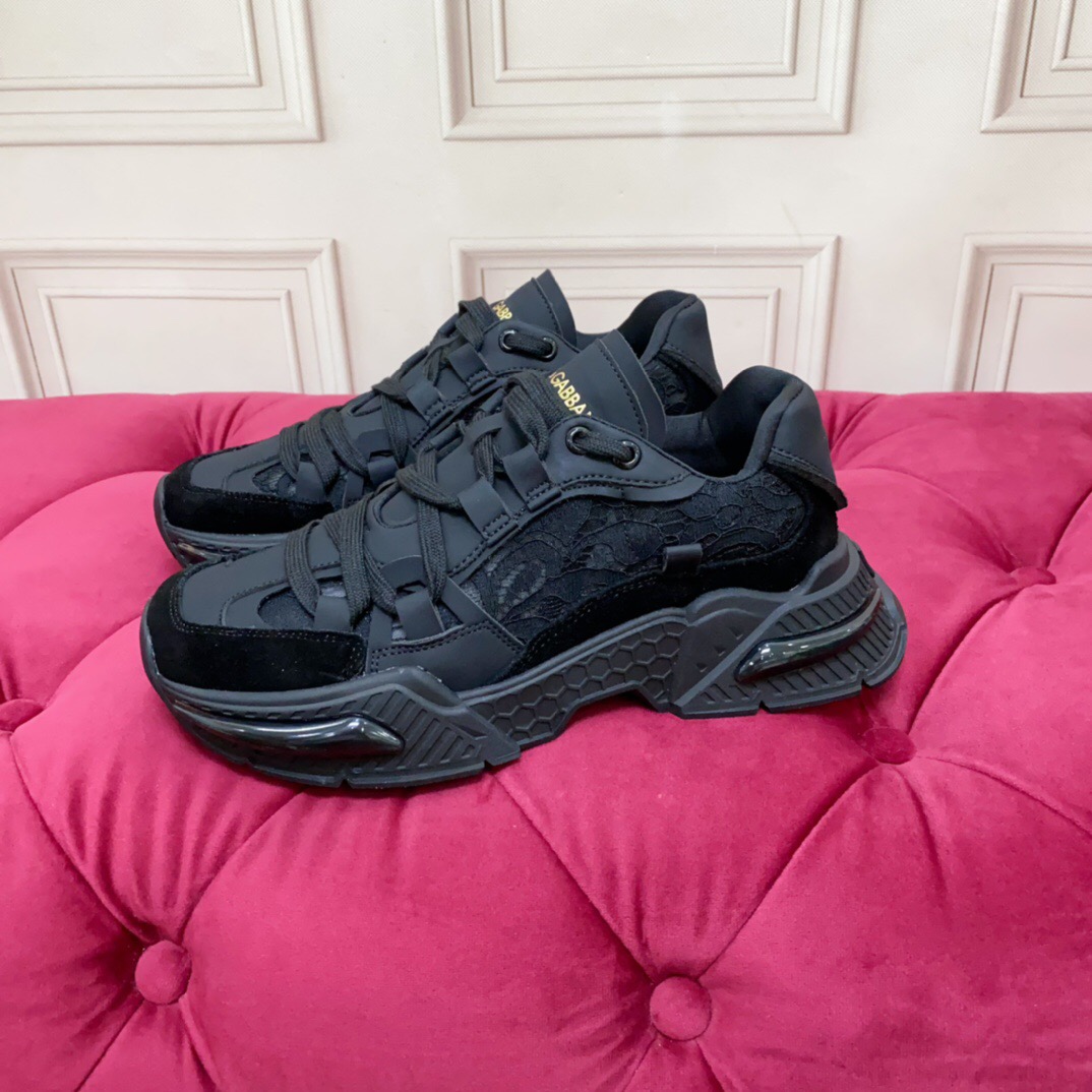 2025 Unisex Dolce & Gabbana Black Mesh Leather Sneakers LY00340