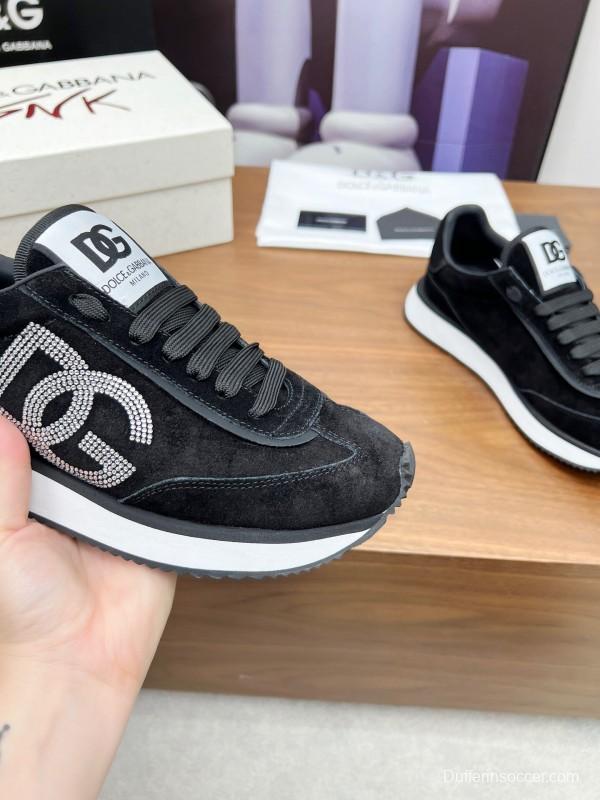 2025 Men Dolce & Gabbana Black Suede Sneakers LY00300