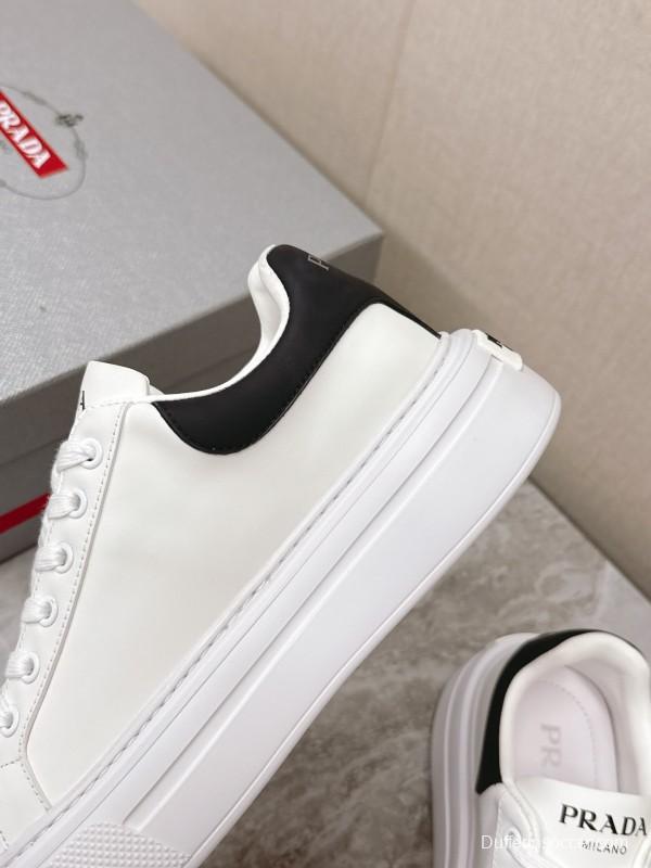 2025 Unisex Prada White Black Calfskin Leather Sneakers KFY00290