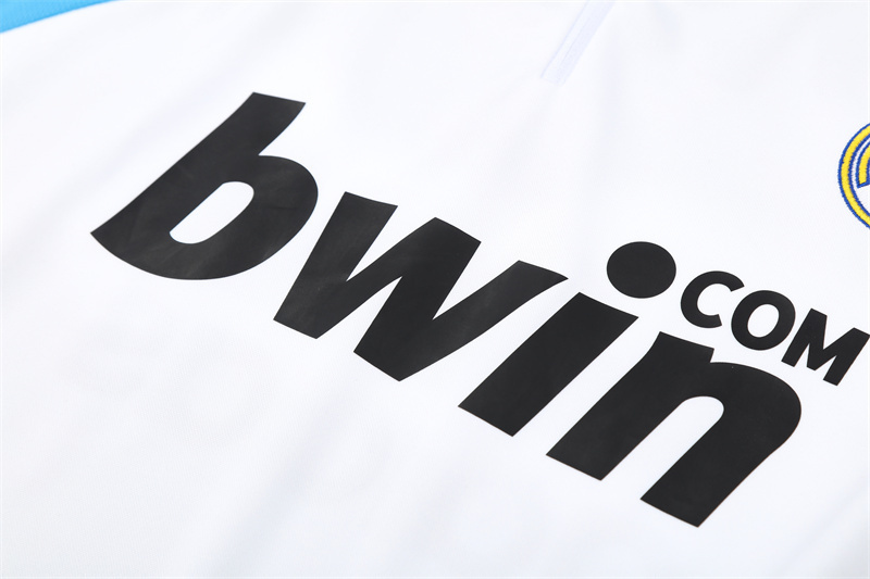 Retro 09/10 Real Madrid White Half Zipper Jacket