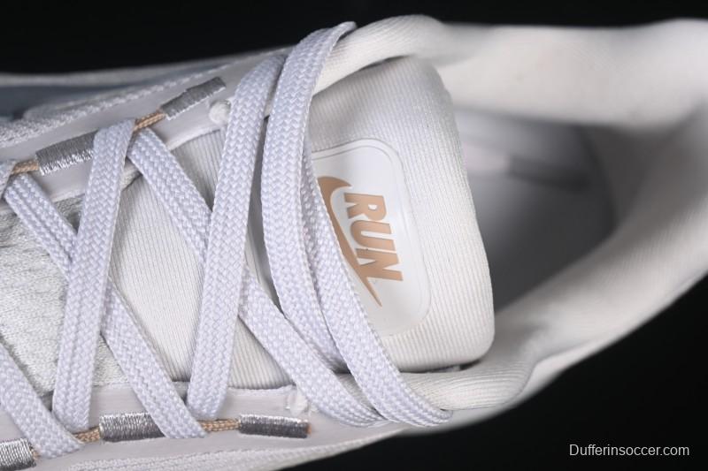 Nike Air Zoom Vomero 18 Cushioned Running Shoes - HM6803-009