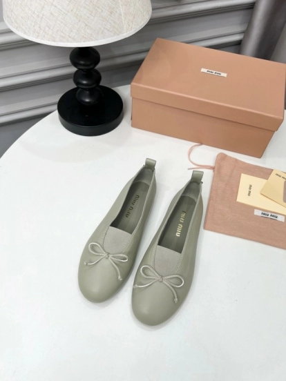 Miu Miu Ballet Flats Bow Mary Jane Shoes - LY00260